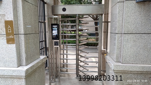 沈陽世貿五里河小區全高轉閘安裝